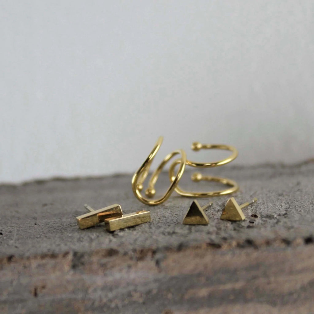 Joy Waterproof Mini Post & Cuff øreringe. 18K guldbelægning. Dansk Copenhagen